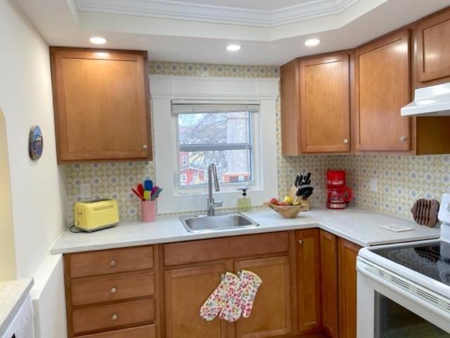 Water Street And Harborgate Condos & Studios St. John's Room photo
