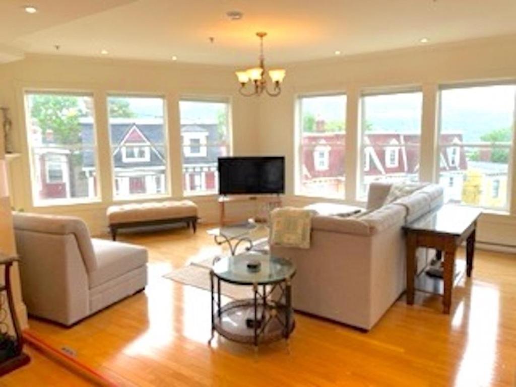 Water Street And Harborgate Condos & Studios St. John's Room photo